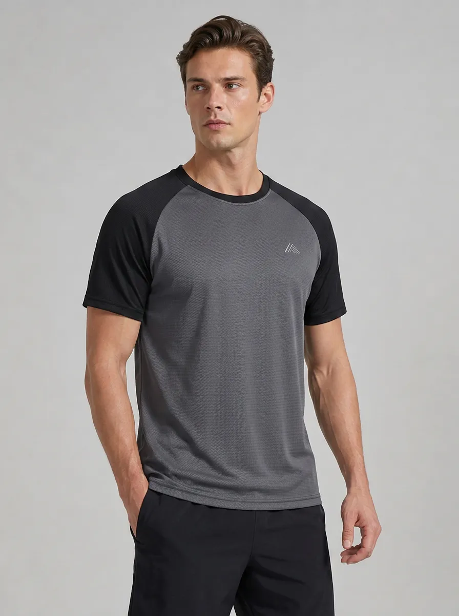 Men's Athletic Breathable Raglan Two-Tone Printed T-shirt