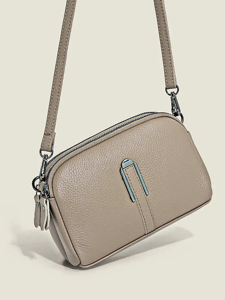 Refined Craft: Brilliant Genuine Leather Signature Handbag