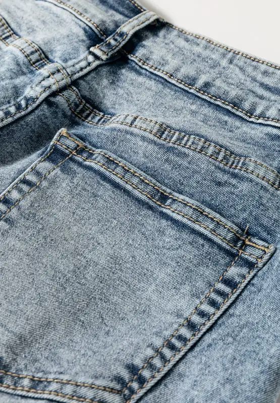 Everyday Wide Leg Pocketed Washed Denim Jeans