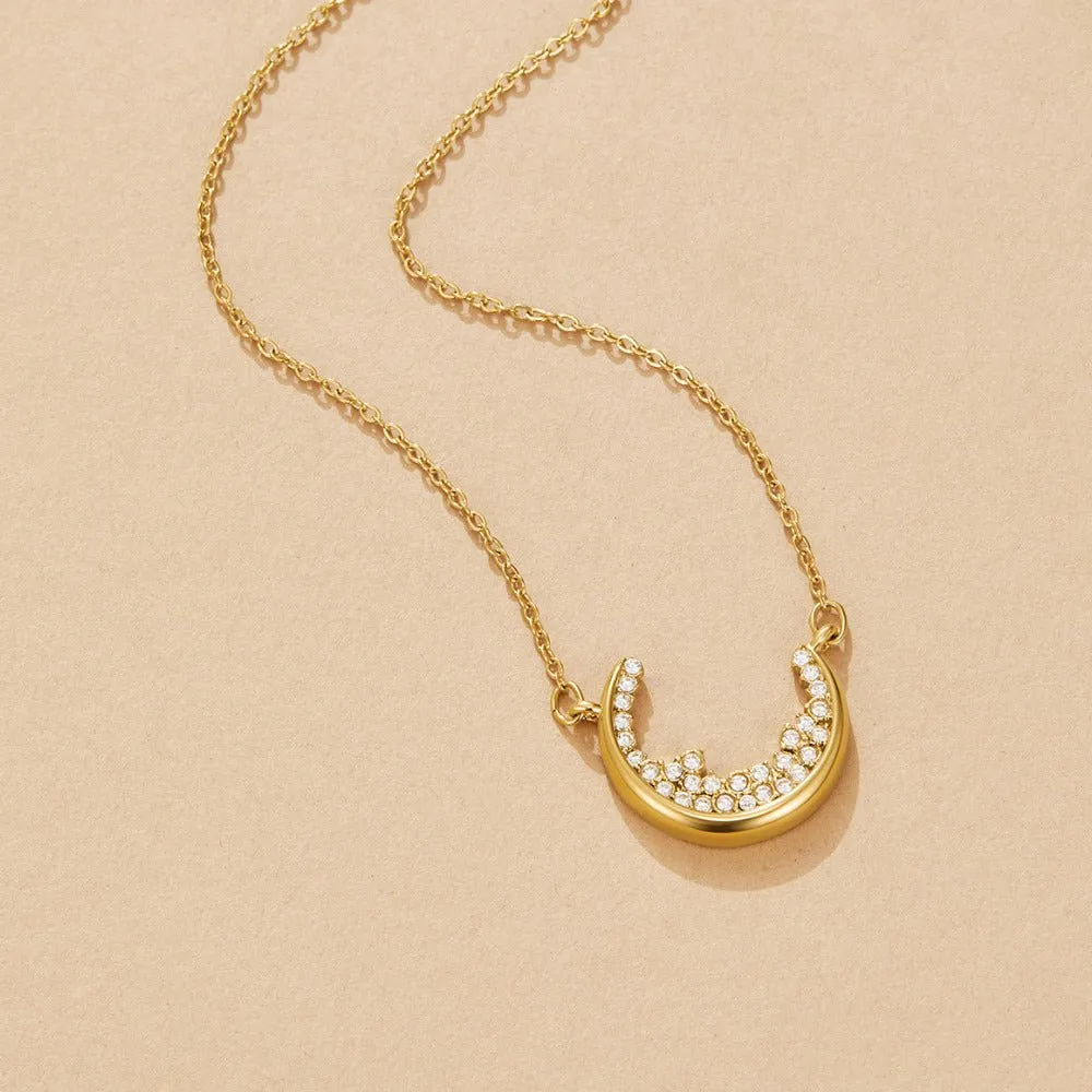 Textured Pendant Adjustable Necklace