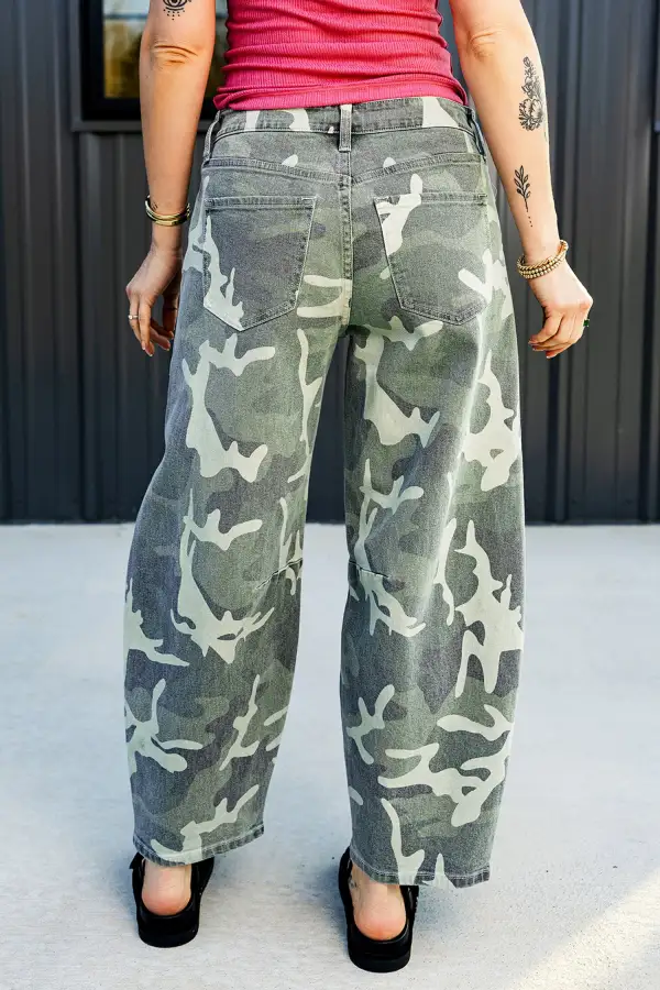 Women's Camo Print Button Fly Straight Leg Ankle Length Jeans