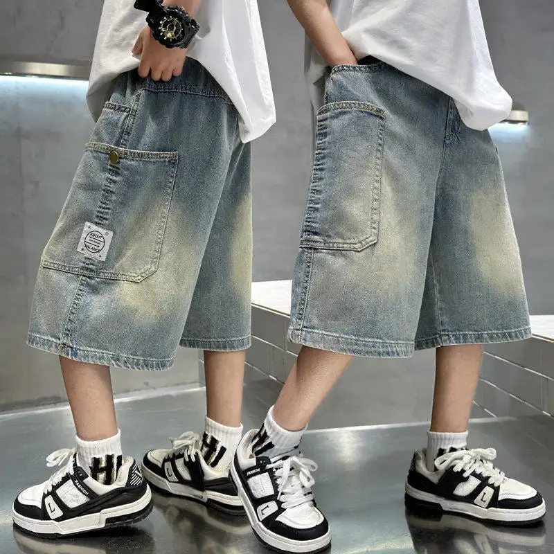 Men's Lightweight Woven Cargo Shorts with a Drawstring Waist