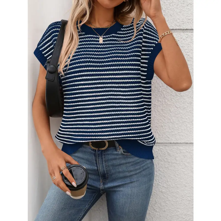 Round Neck Short Sleeve Knit Top