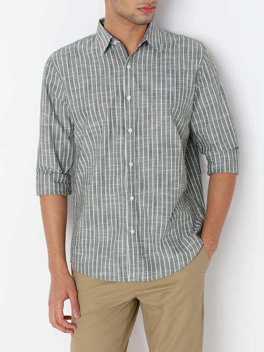 Versatile Striped Slim Fit Linen Men's Formal Shirt