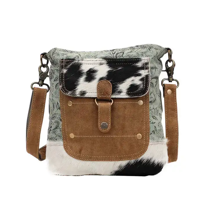 Relaxed Shoulder Bag