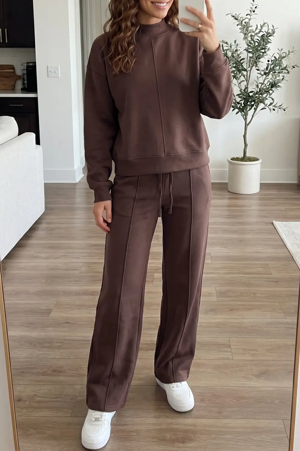 Women's Solid Color Piping Trim Mock Neck Pullover Drawstring Pants Set