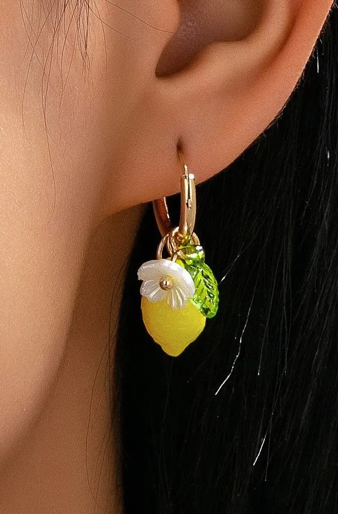 Lemon Leaf Daisy Charms Hoop