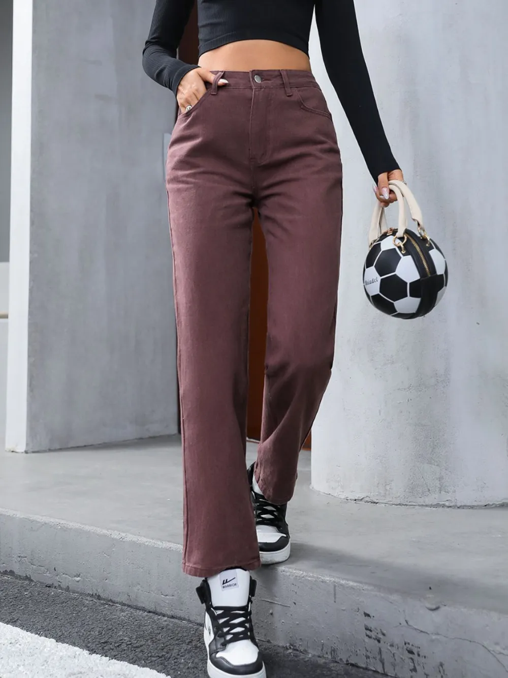 Simple Washed Pocketed Stretch Straight Leg Jeans