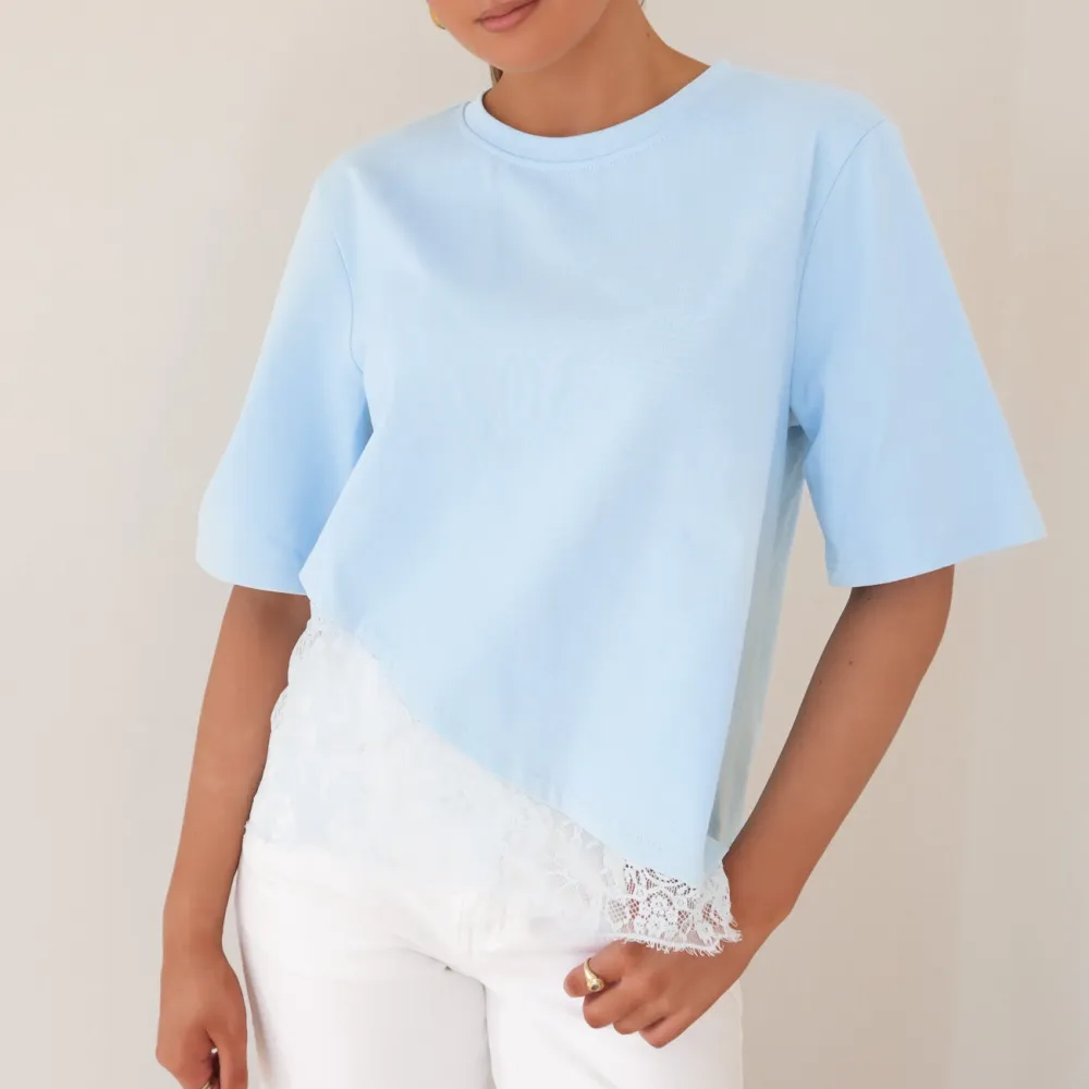 Oversized Lace Core Casual Tee