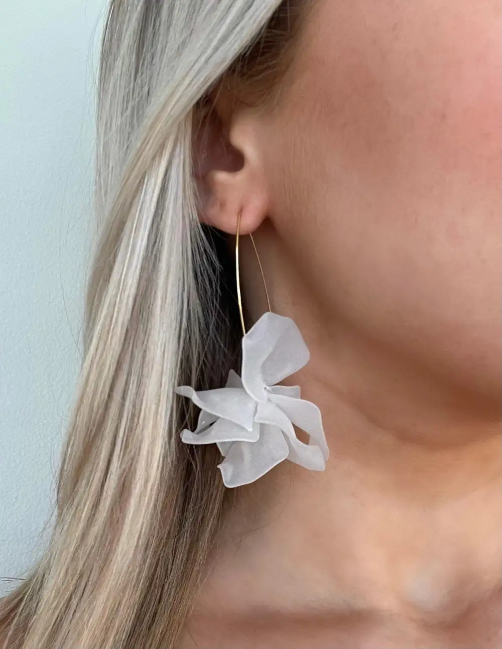 Modern Refined Drop Earrings