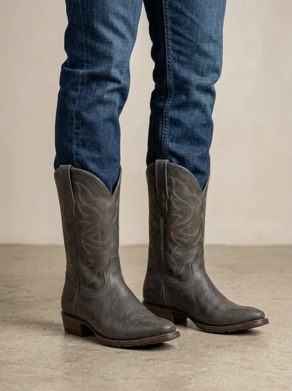 Men’s Western Style Embroidery Leather Boots