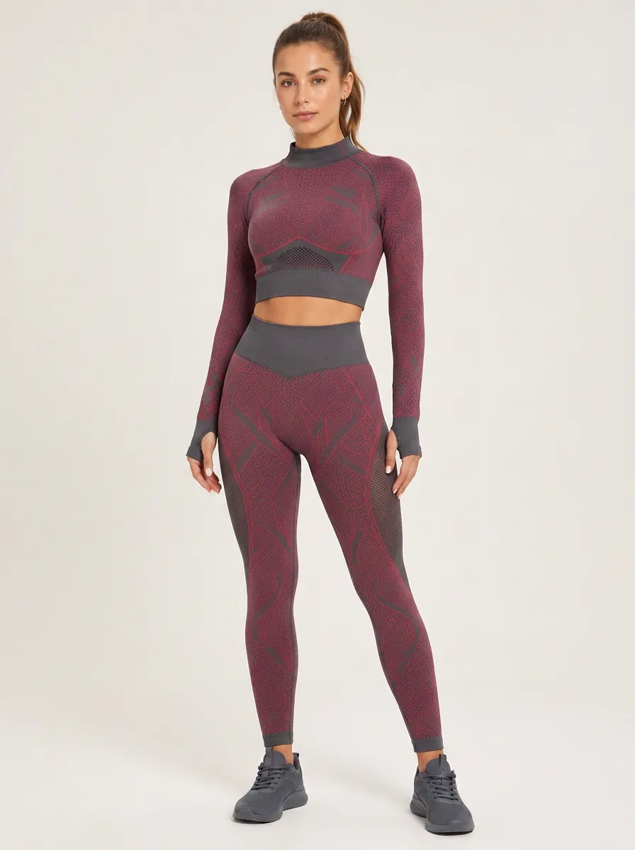 Women's Burgundy Geometric Pattern Seamless Activewear Set