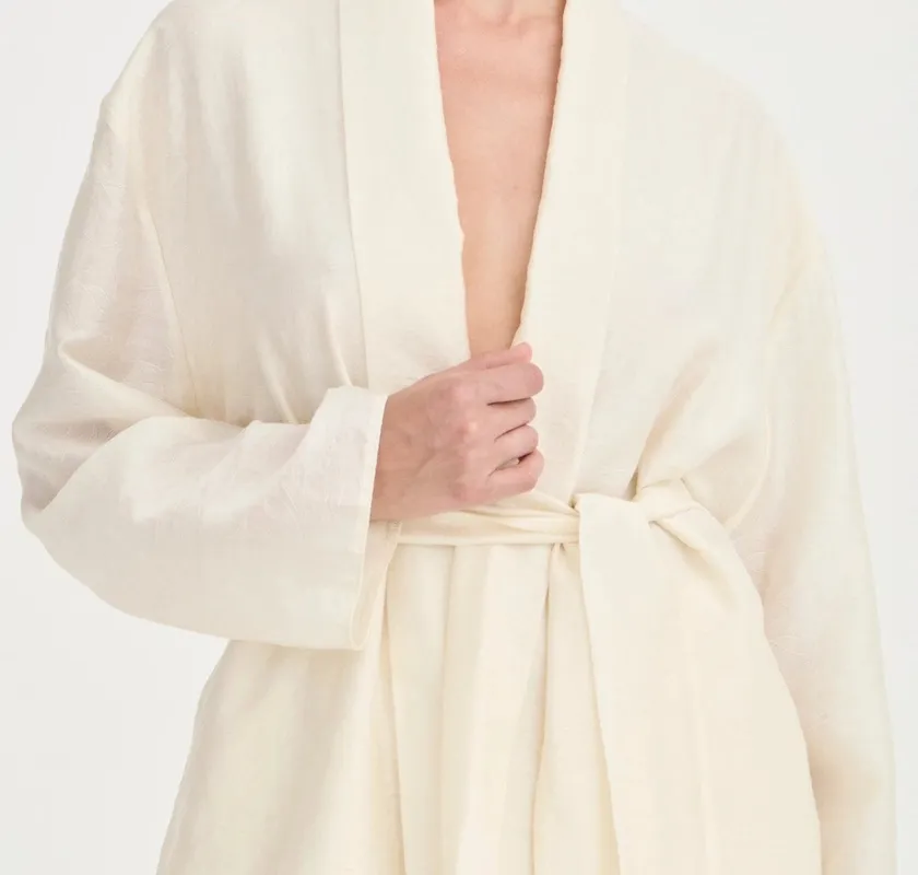 Ivory Leaf Print Robe