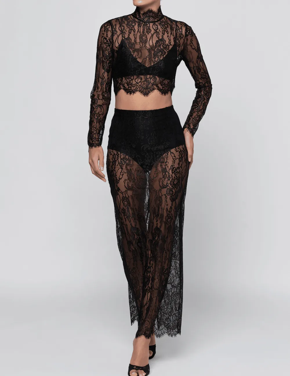 Satin Lace-Trim Floral-Print Cropped Long-Sleeve Top