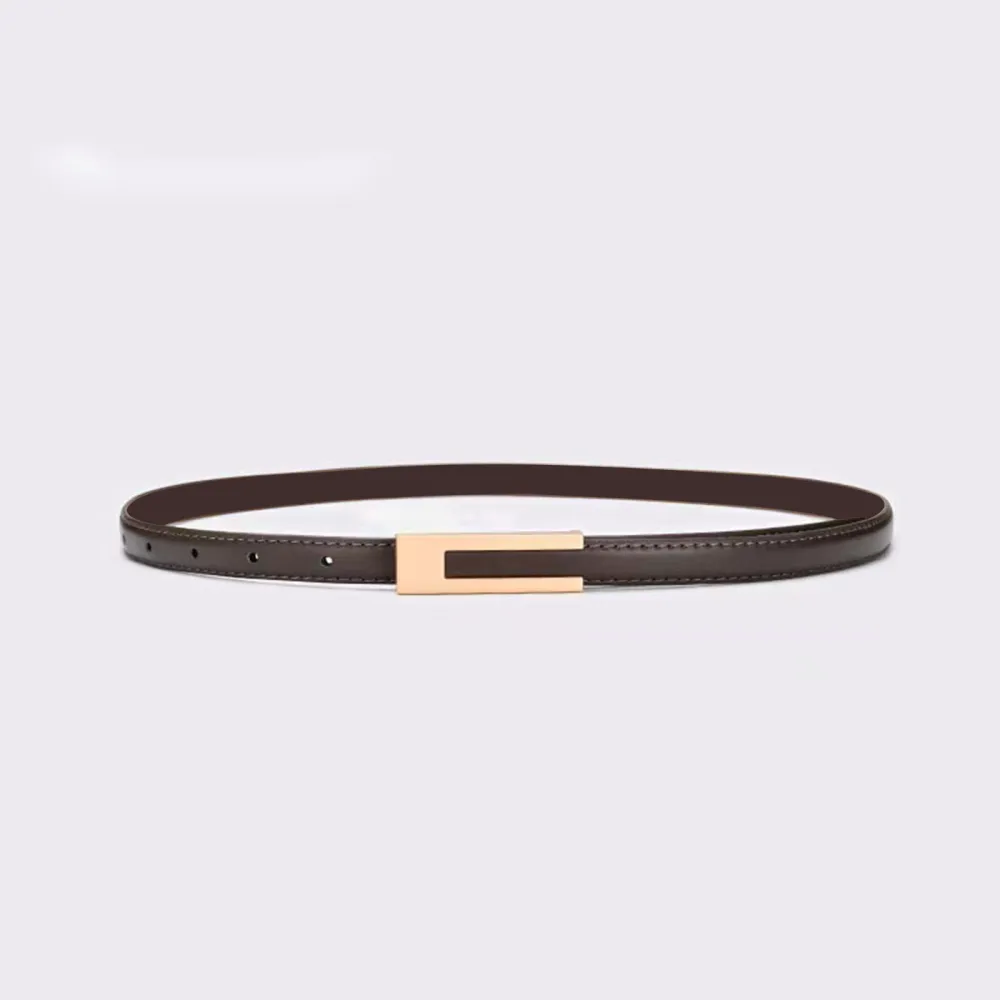 This slim women’s belt is made for the outfits you already love.  The sleek G-shaped metal buckle adds just the right amount of sophistication, while the narrow strap creates a clean, feminine silhouette without overpowering your look.