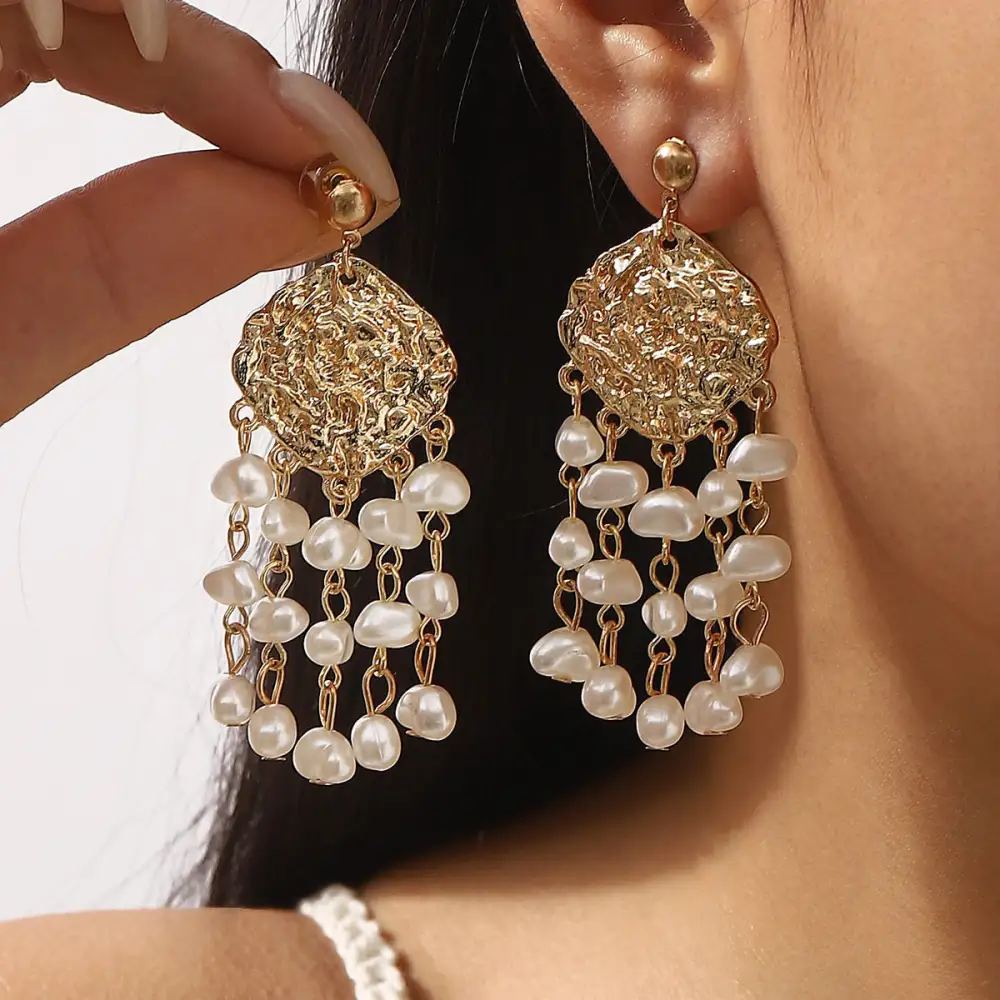 Retro Geometric Shell Pearl Fringe Earrings