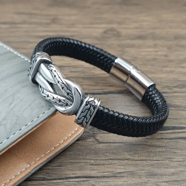 Knot Design Braided Leather Bracelet