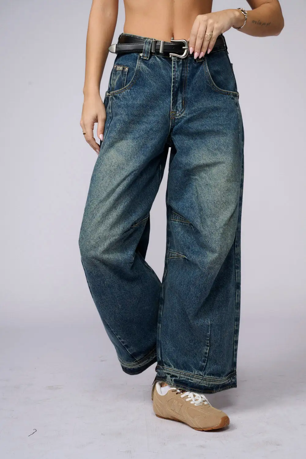 Stitch Detail Belted Contrast Wide Leg Jeans