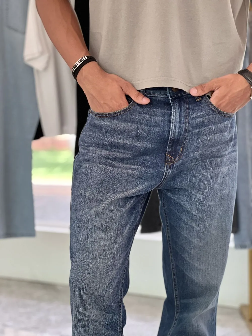 Relaxed-Fit Mid-Rise Bootcut Jeans