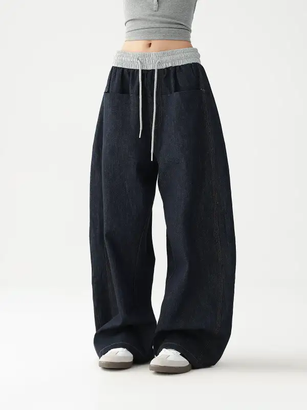 Curved-Cut Relaxed Jeans