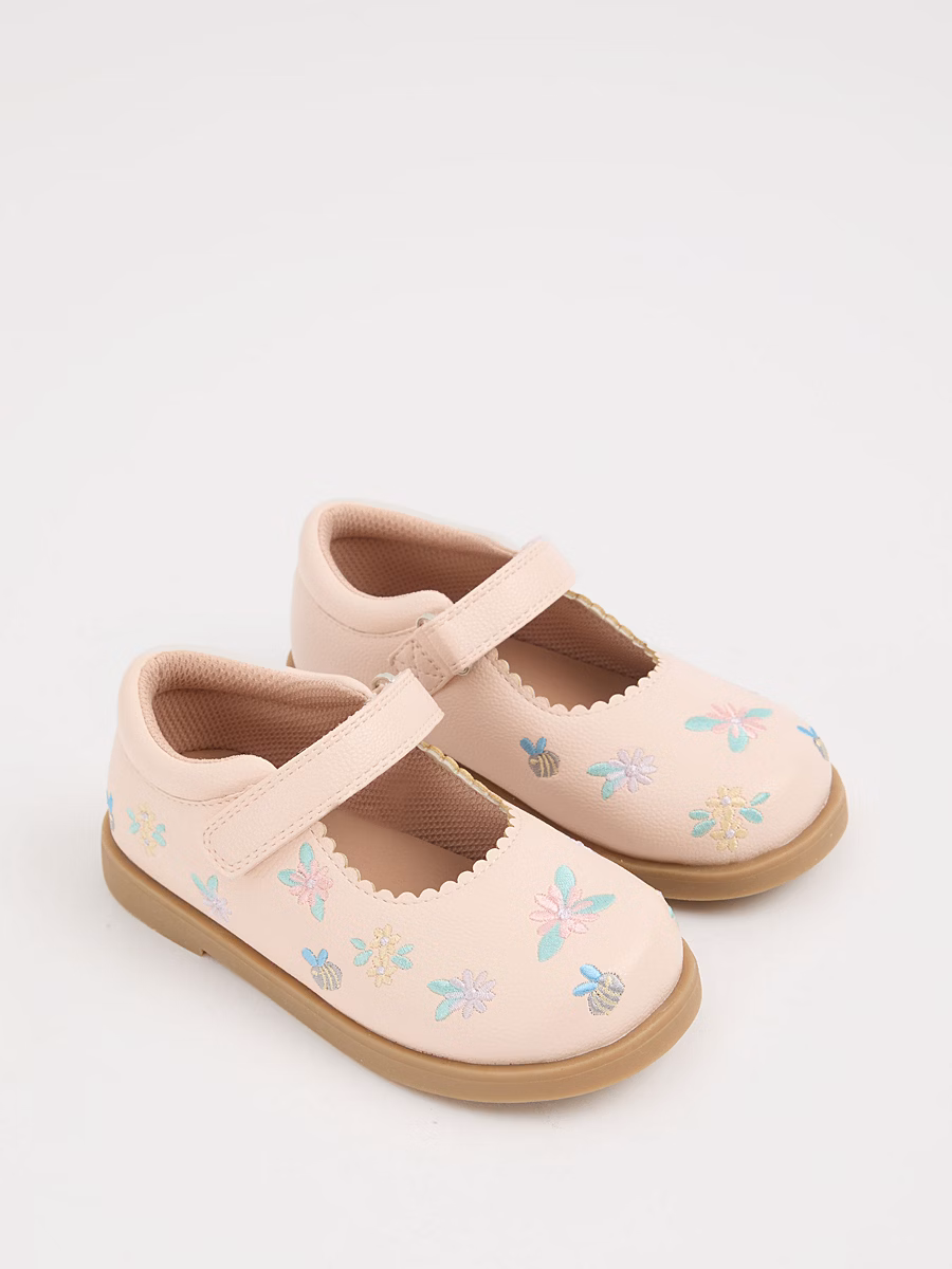 Pink Flower Embroidered Mary Jane Shoes detail 2