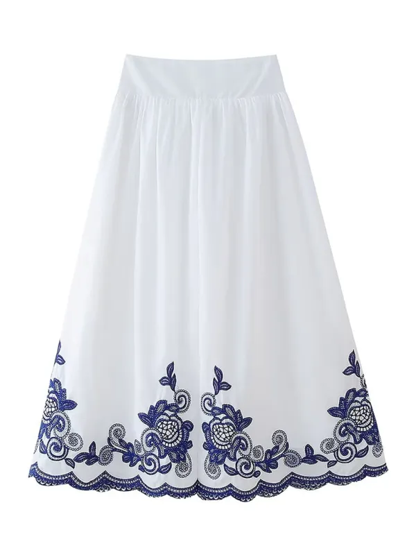 Embroidered Pocket Detail Skirt