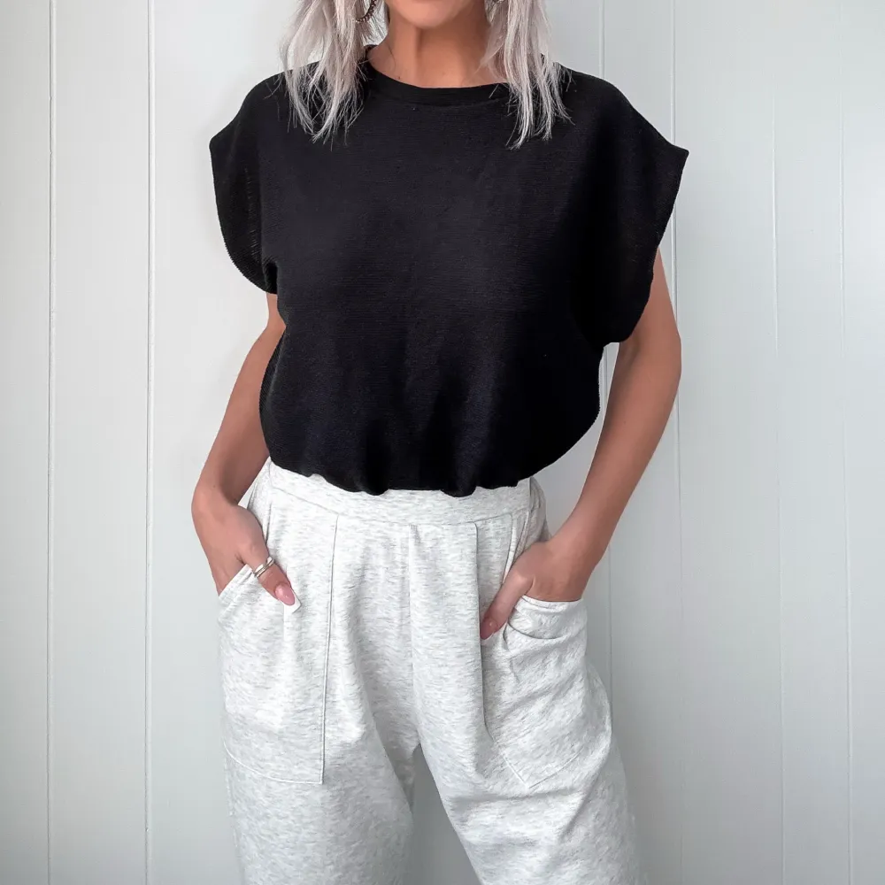 Casual Cropped Woven Top