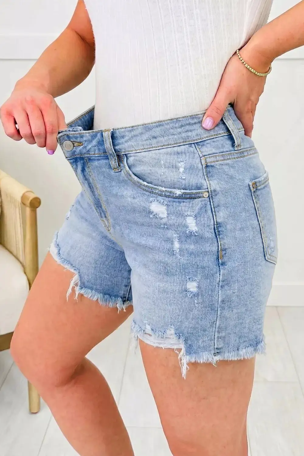 Raw-Hem Distressed Cotton Denim Shorts