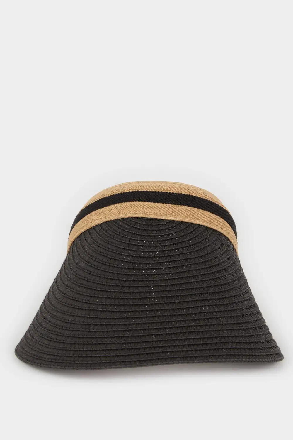 Sand vacation-style woven hat