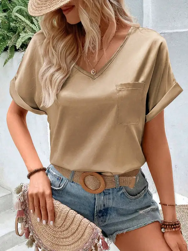 Relaxed Short Sleeve Pocket Detail V-Neck T-Shirt
