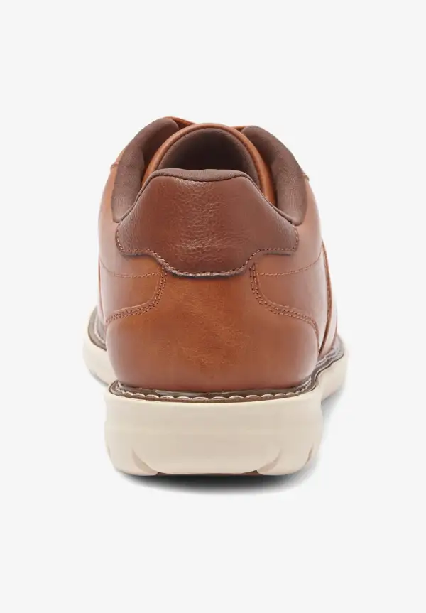 Lace-Up Oxford shoe