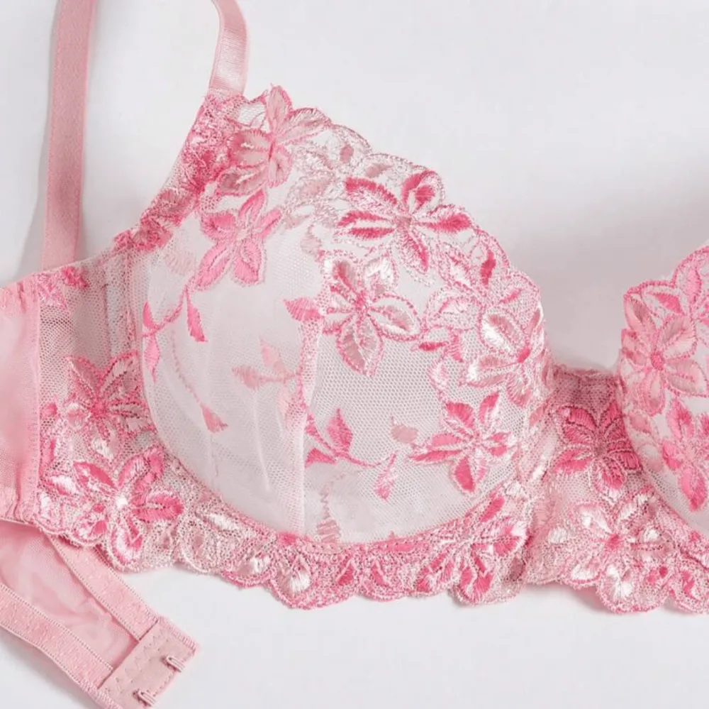 Underwire Floral Bra And Panty Set