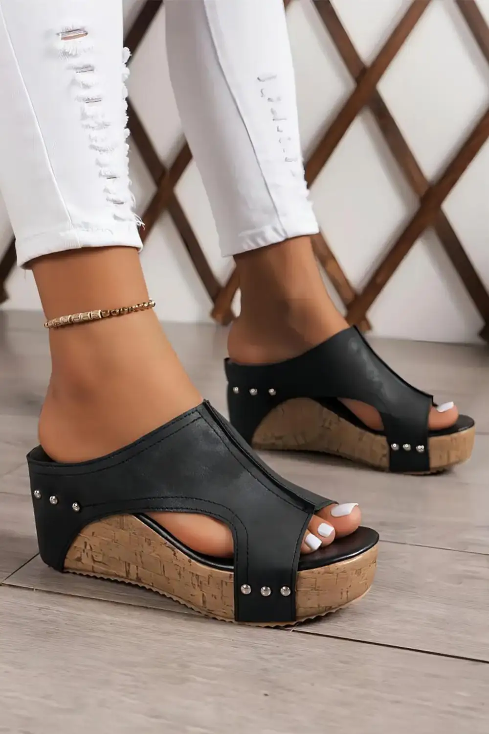 Hollow Out Studded Pu Leather Wedge Slide Slippers Everyday