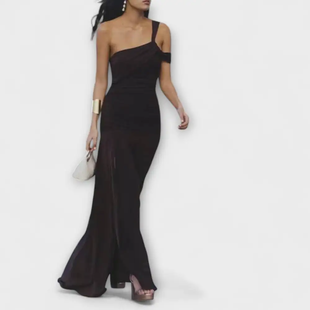 Margot Off Shoulder Fitted