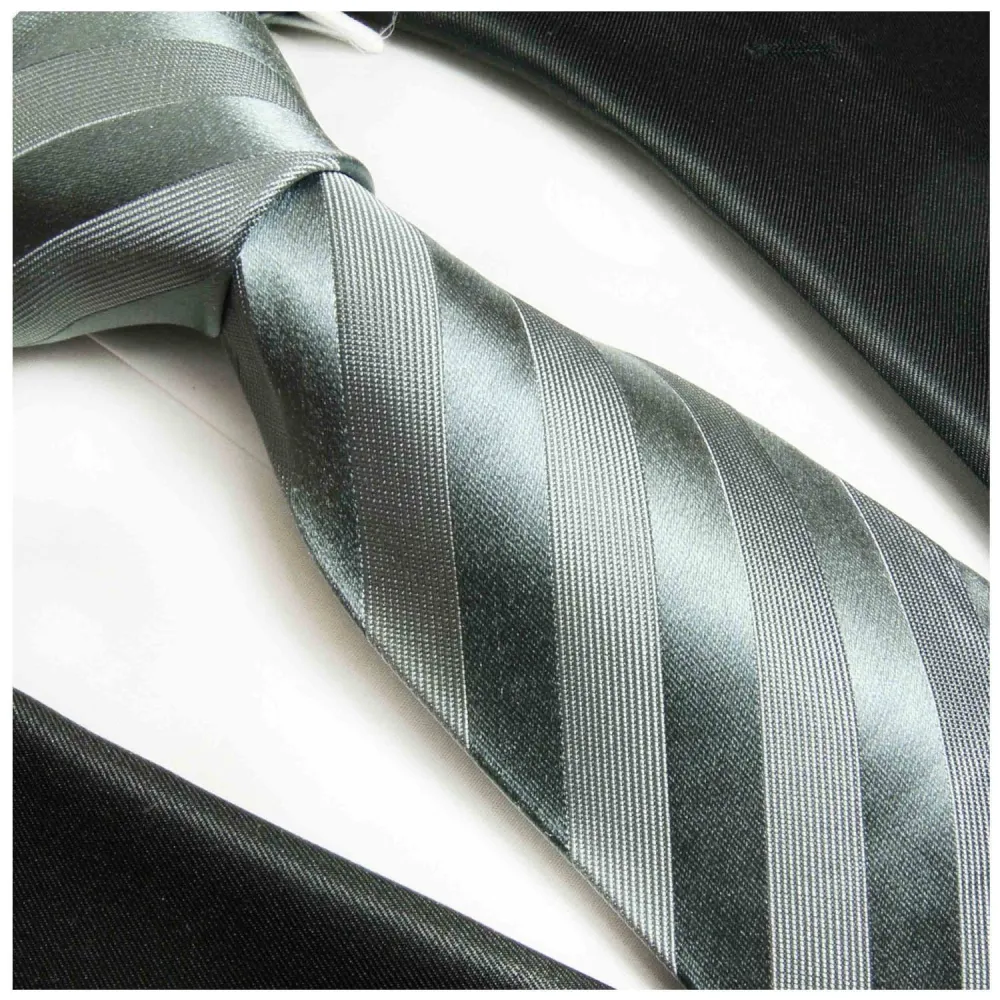 Refined Formal Classic Men's Necktie With Pocket Square and Cufflinks