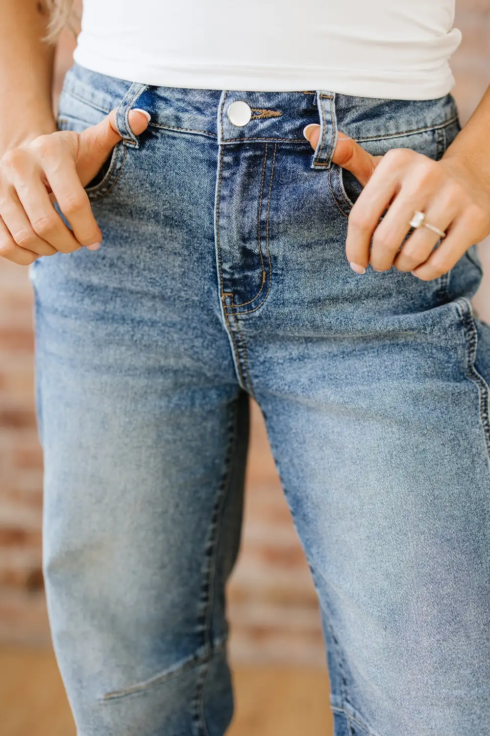 Women's Vintage Washed Seam Detail Shift Jeans