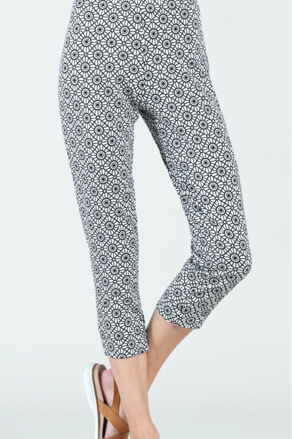 Straight-Leg Knit Capri Trousers