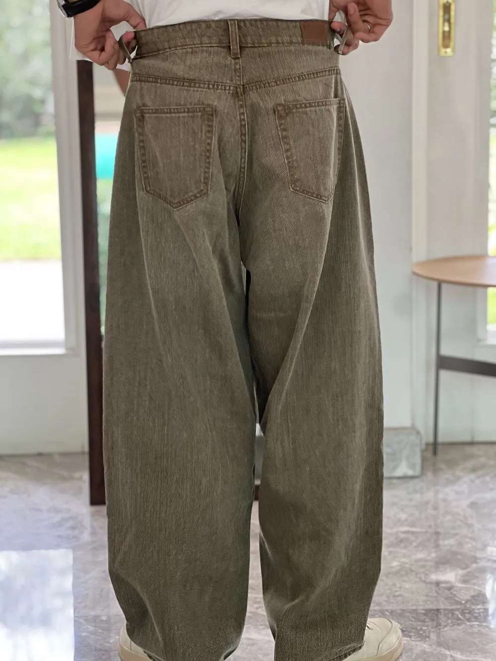 Relaxed-Fit Tapered Barrel Jeans