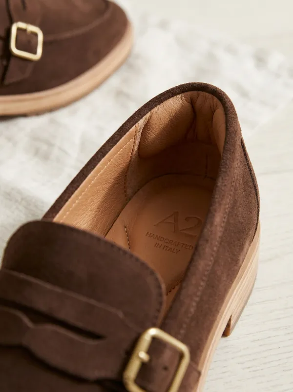 Women's Buckle Detail Classic Suede Wood Sole Loafers