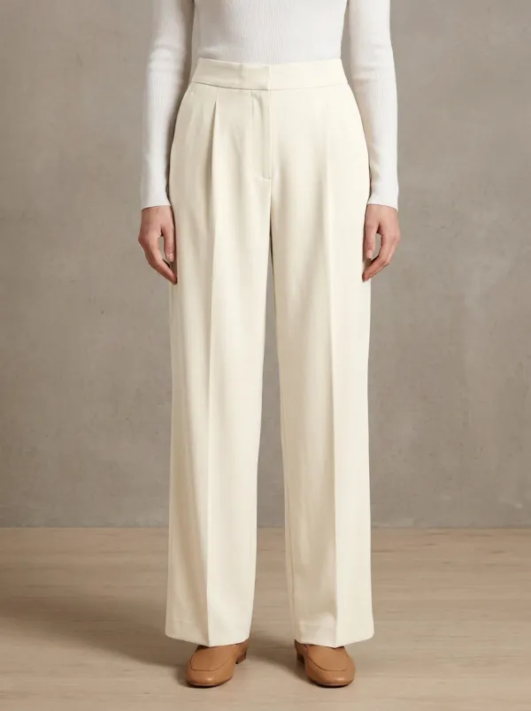 Refined Form Pleated Wide-Leg Trousers