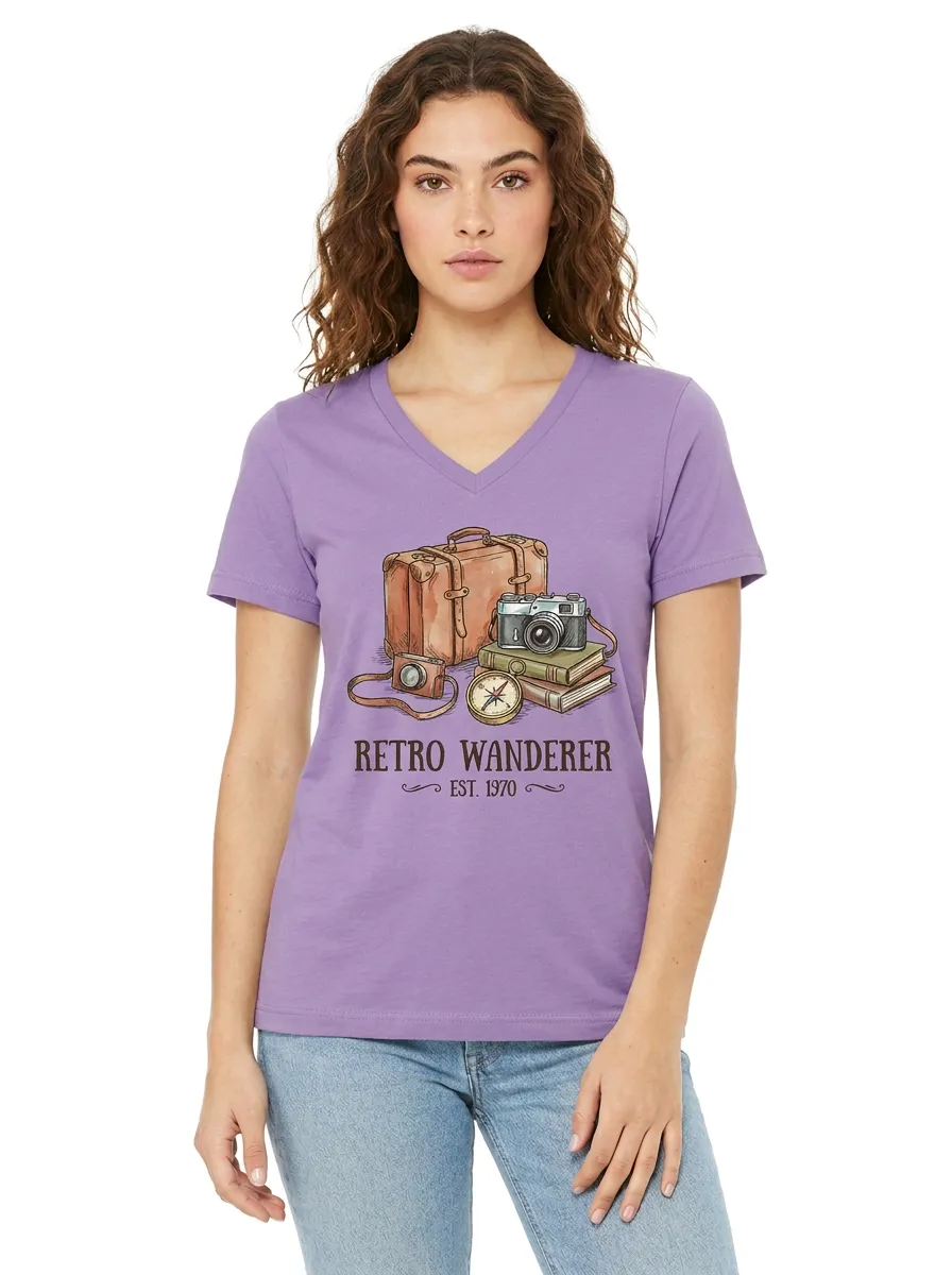 Women's Travel Lover Retro Wanderer Camera Suitcase Printed V-Neck T-Shirt