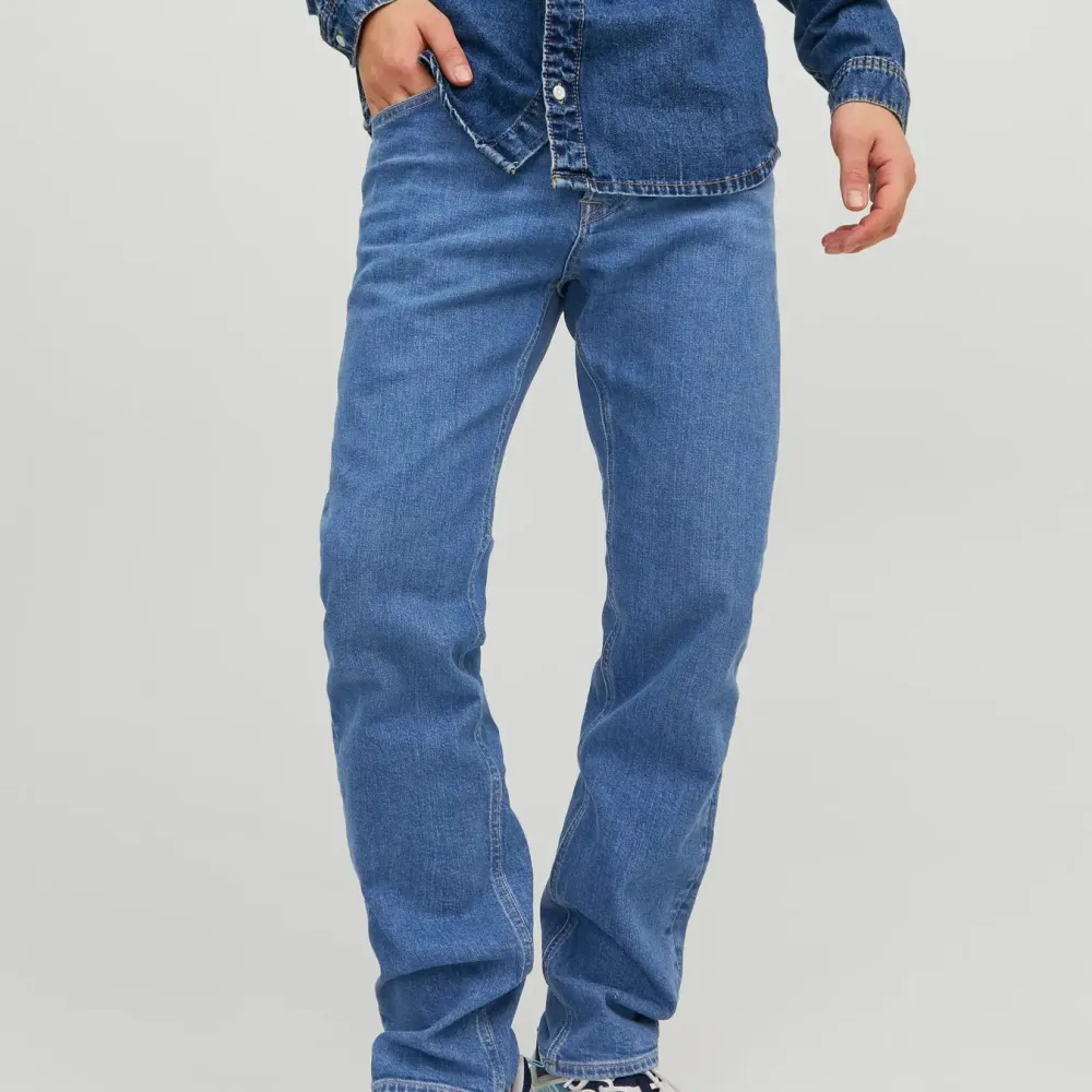 Tapered Comfort Jeans
