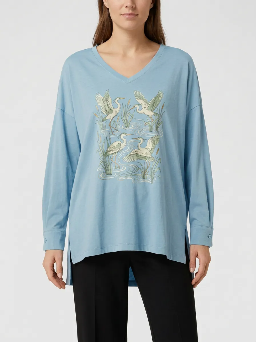 Women's Heron Graphic V-Neck Long-Sleeve Top