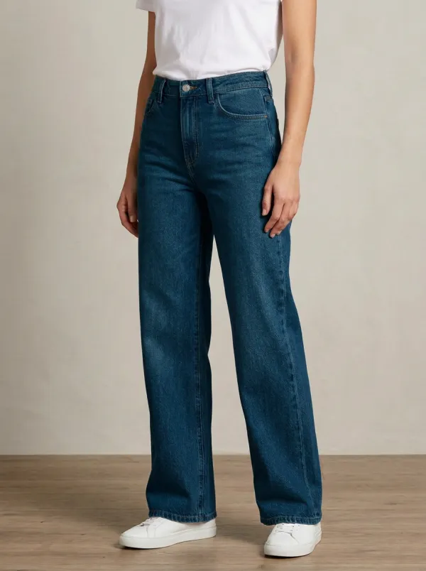 Easy-Wear Wide-Leg Denim Jeans