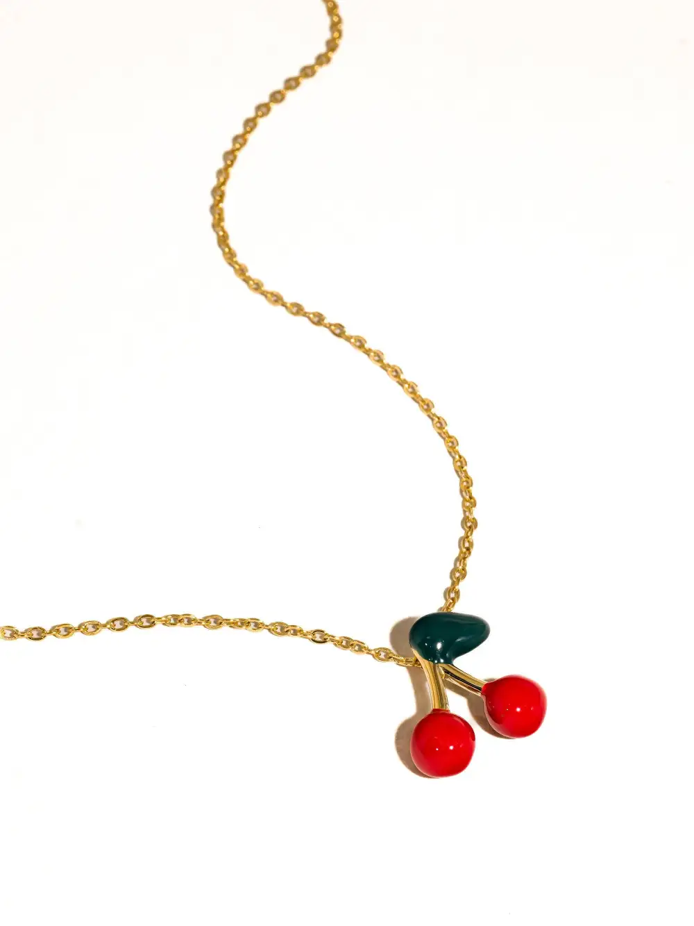 Refined Everyday Accessory 70