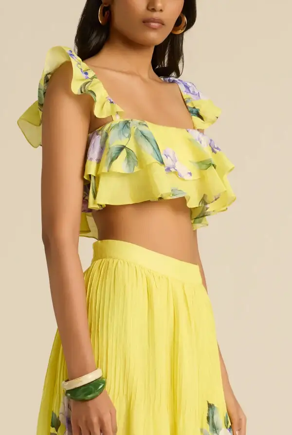 Relaxed Linen Ruffle Blouse