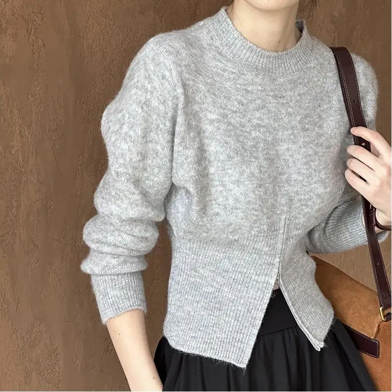 Tailored Loose Waistband Pullover Sweater