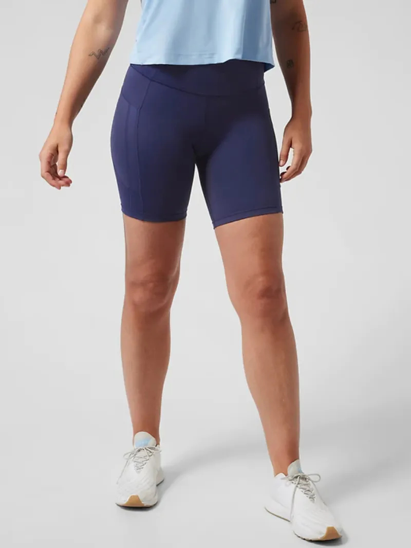 Contoured Biker Shorts For Chic Active Style