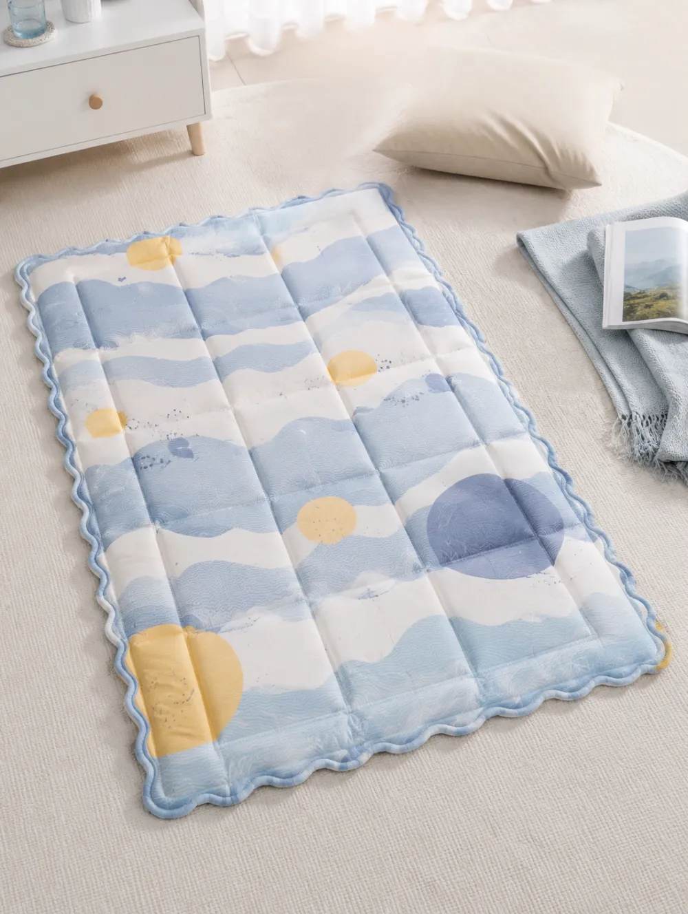 Abstract Sun and Cloud Print Cooling Mat