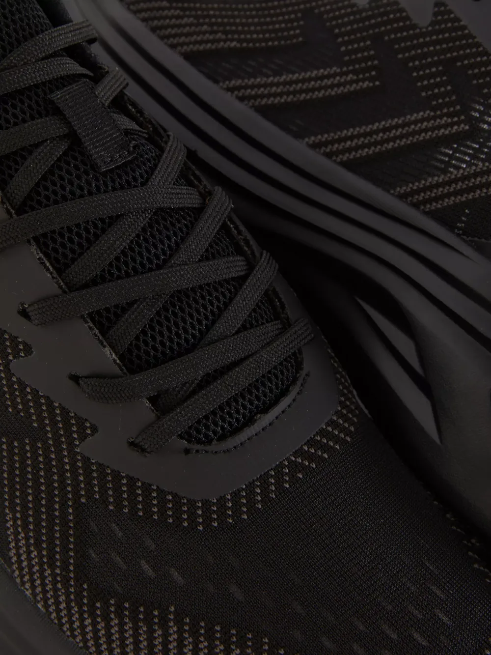 Classic Retro Lightweight Sports Shoes
